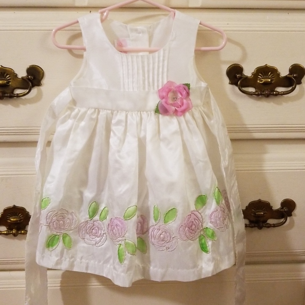 Dress 12 months